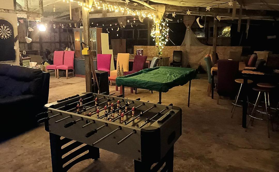 Stones Cottage Farm: Rural Retreat with Gaming Barn and EV Charging Oxenhope Exterior photo